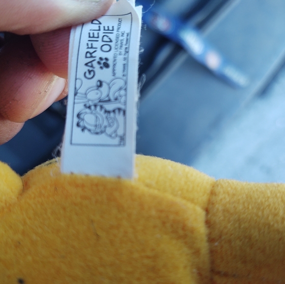 Valentine's Heathcliff Plush - Picture 3 of 3